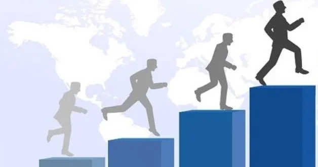 Quy định việt vị hoàn thiện sau ba giai đoạn sửa đổi 